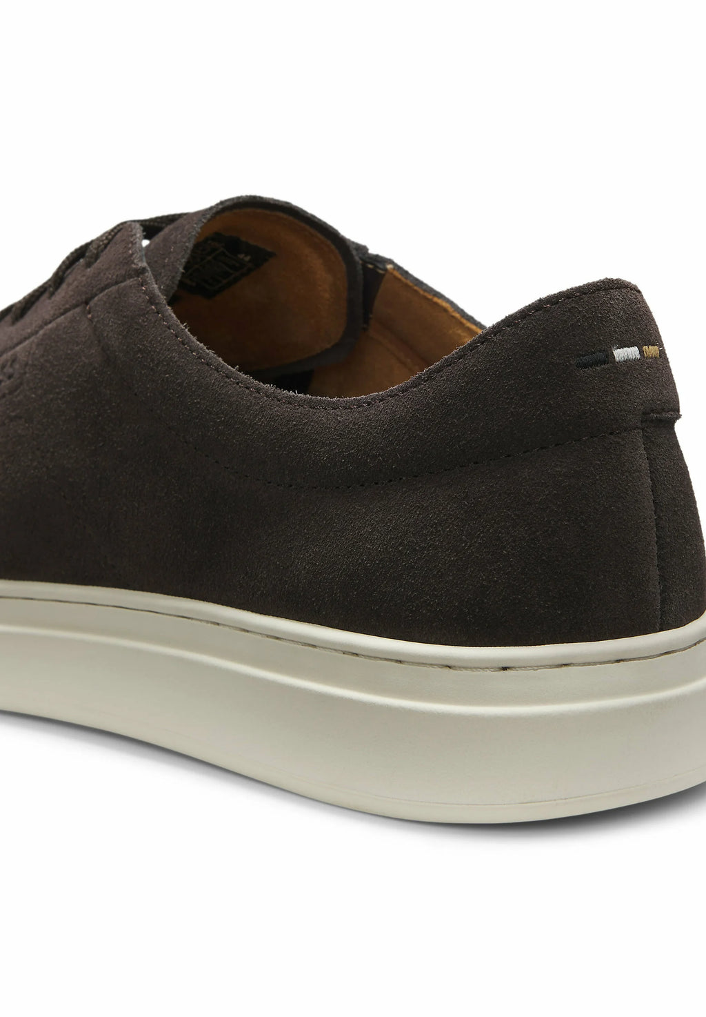 Hugo Boss Sneakers i mocka med präglad logga