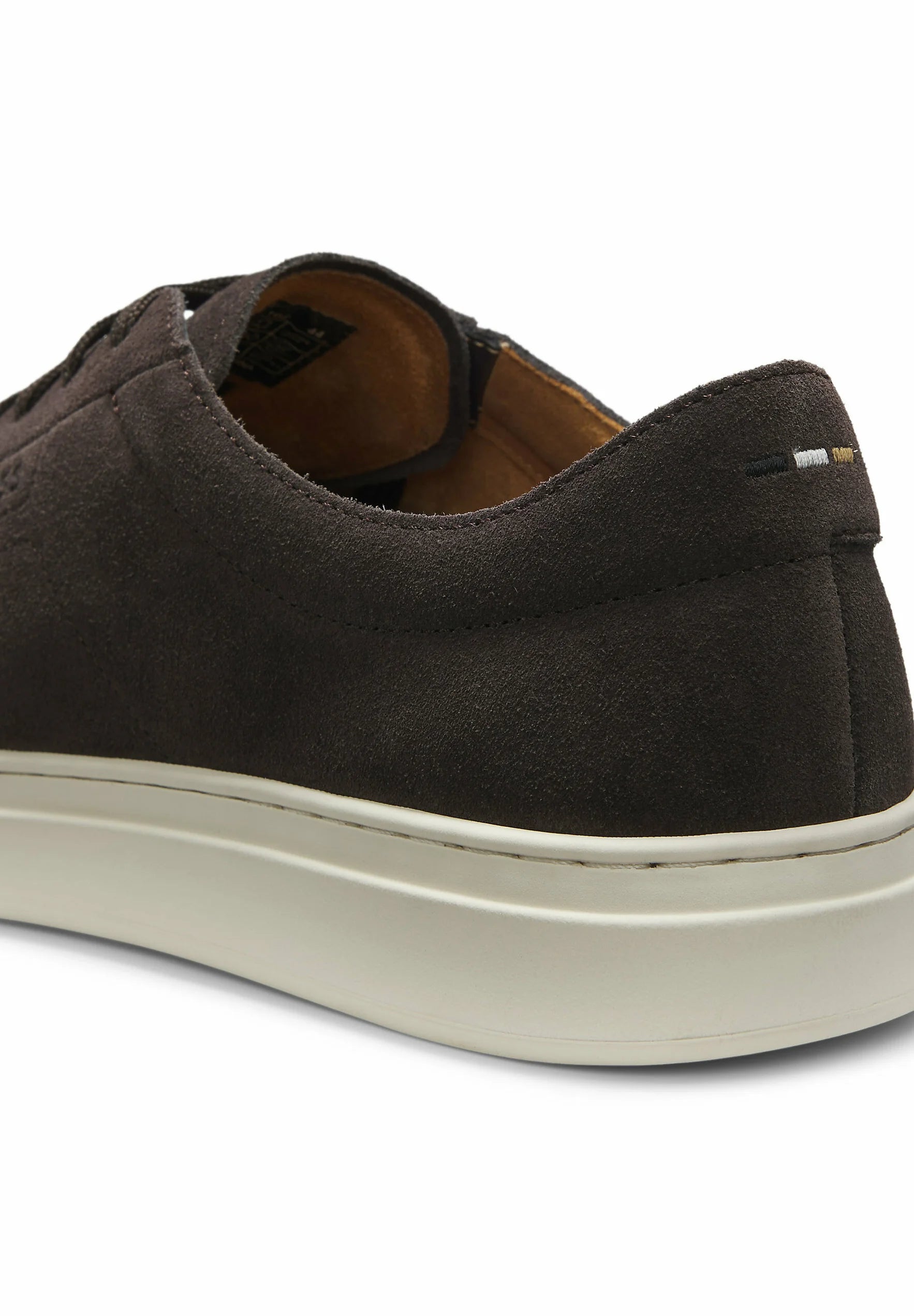 Hugo Boss Sneakers i mocka med präglad logga