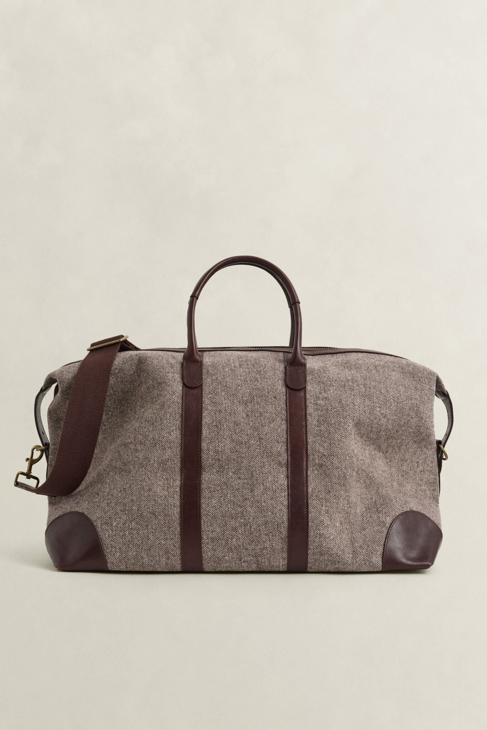 WOOL DUFFLE BAG